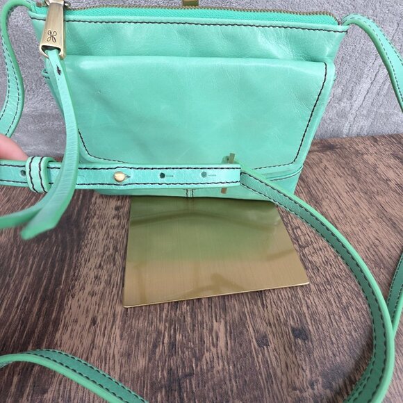 HOBO Amble Crossbody Bag Mint Green Leather Small Multi Pocket Magnetic Zip Boho - Picture 6 of 15